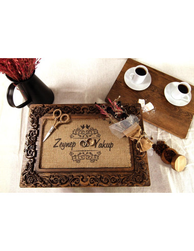 Carved from natural wood, decorative engagement and ring tray model