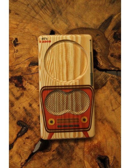 Do you like nostalgic wooden radio? You need to see this product! Architab
