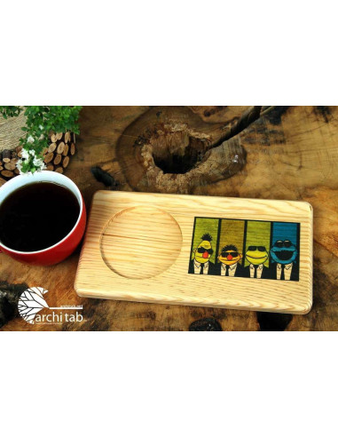 Wooden presentation with sesame street characters print