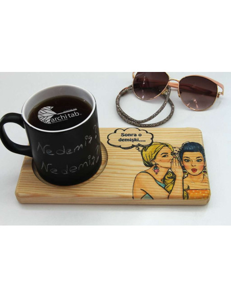 Me drinking coffee with my best friend! Gossip girls wooden presentation.