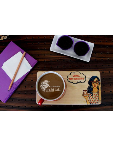 Retro kadın baskılı doğal ahşap çay kahve sunum tabağı