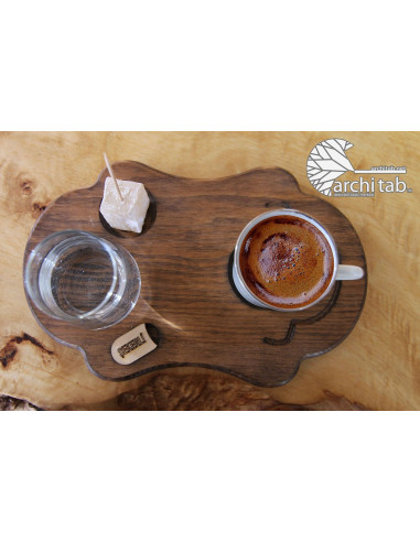 Osmanlı ahşap Türk kahvesi sunumu