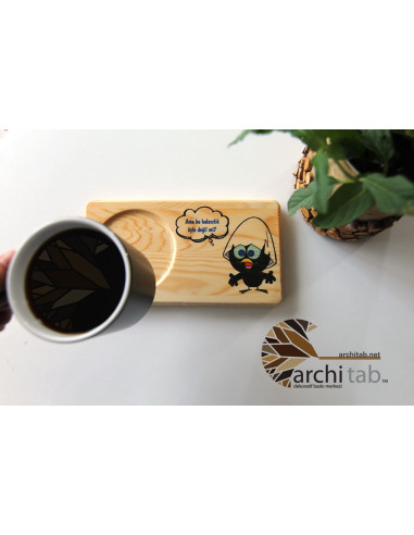 Calimero baskılı doğal ahşap çay kahve sunumu