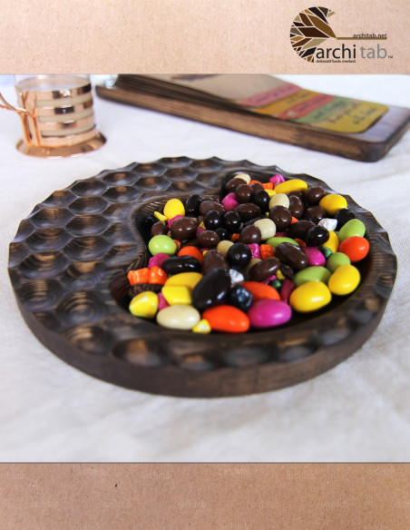 Geometric Pattern Carved Wooden Decorative Plate / Architab Workshop