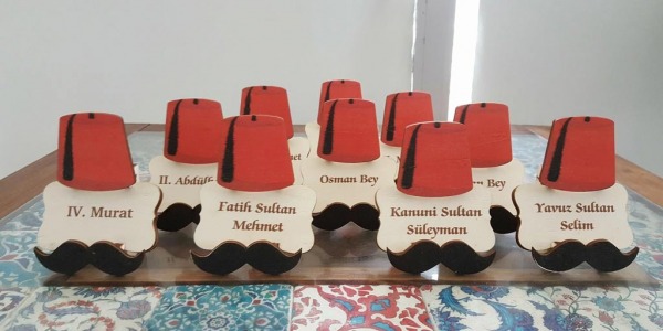 Osmanlıdan esinlenmiş  masa isimlikleri
